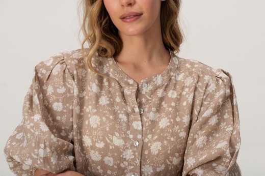 Imagen de Pampa - Vestido de Lino con Mangas Abullonadas Estampado Beige