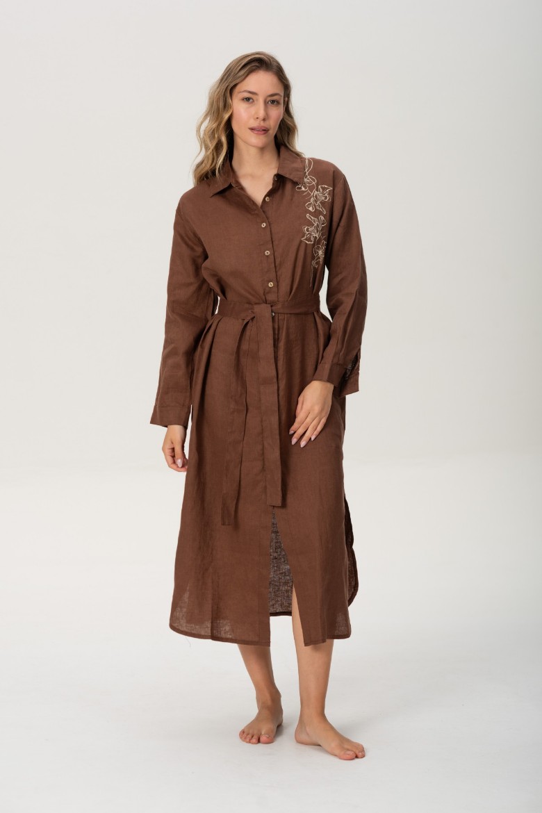 Imagen de Brisa - Vestido Camisero de Lino Bordado Chocolate