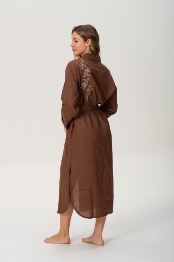 Imagen de Brisa - Vestido Camisero de Lino Bordado Chocolate
